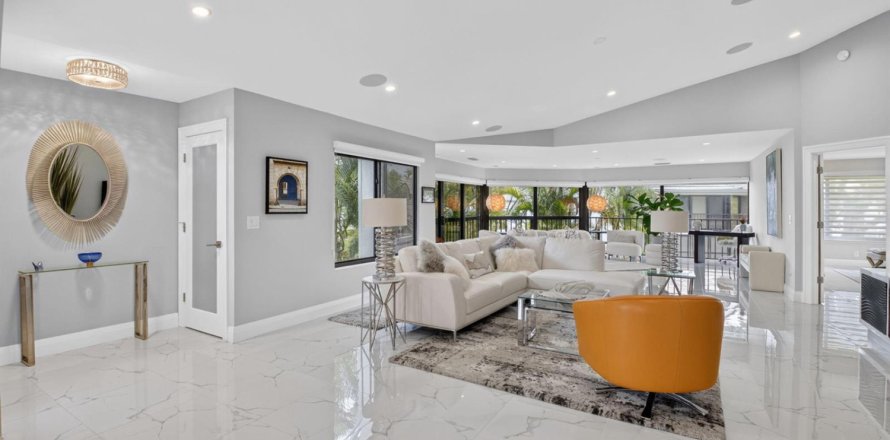 Condominio en Delray Beach, Florida, 2 dormitorios № 2181939
