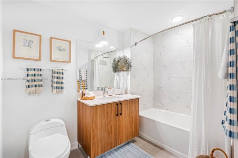 Casa en alquiler en Pompano Beach, Florida, 1 dormitorio № 1952097 - foto 6