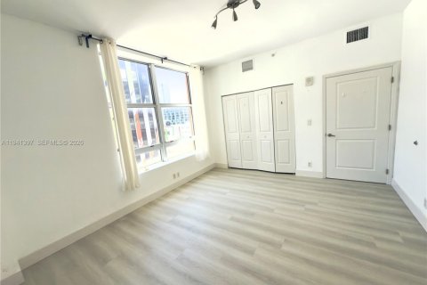 Copropriété à vendre à Miami, Floride: 2 chambres, 77.67 m2 № 1998690 - photo 13