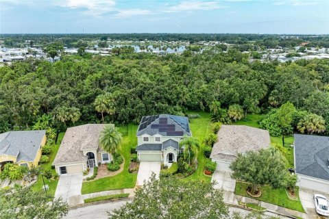 House in Palmetto, Florida 4 bedrooms, 270.25 sq.m. № 1907751 - photo 3