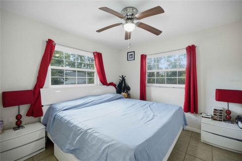 House in Ocala, Florida 3 bedrooms, 130.81 sq.m. № 2156993 - photo 6