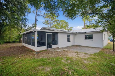 House in Ocala, Florida 3 bedrooms, 130.81 sq.m. № 2156993 - photo 26