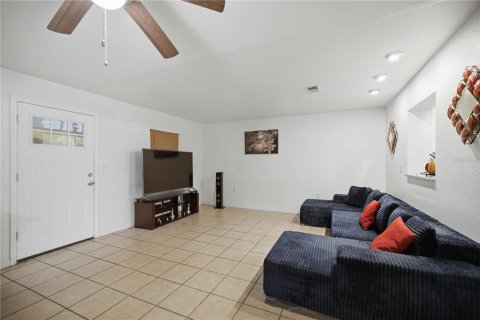 House in Ocala, Florida 3 bedrooms, 130.81 sq.m. № 2156993 - photo 23