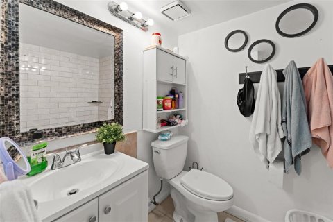 Copropriété à louer à Orlando, Floride: 2 chambres, 97.36 m2 № 2398853 - photo 5