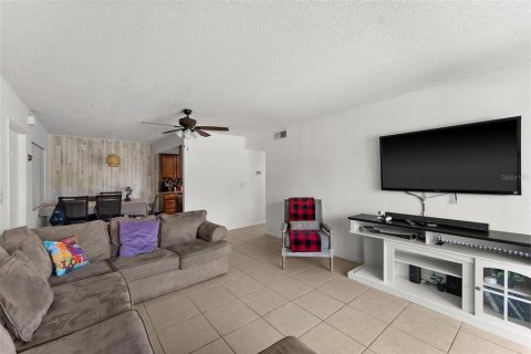 Copropriété à louer à Orlando, Floride: 2 chambres, 97.36 m2 № 2398853 - photo 22