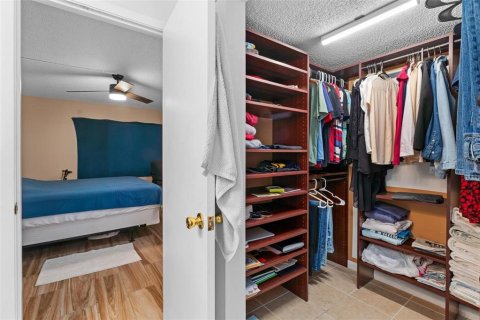 Copropriété à louer à Orlando, Floride: 2 chambres, 97.36 m2 № 2398853 - photo 13