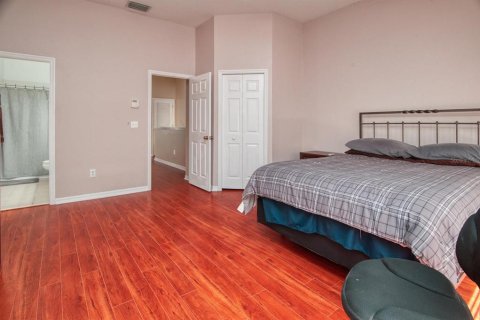 Townhouse in Tampa, Florida 2 bedrooms, 118.17 sq.m. № 2342111 - photo 17