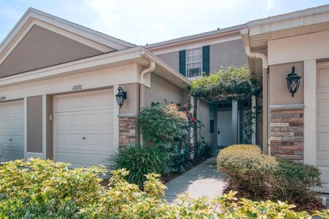 Townhouse in Tampa, Florida 2 bedrooms, 118.17 sq.m. № 2342111 - photo 3