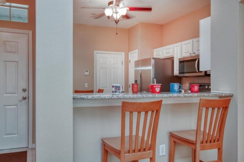 Townhouse in Tampa, Florida 2 bedrooms, 118.17 sq.m. № 2342111 - photo 14