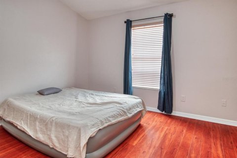 Townhouse in Tampa, Florida 2 bedrooms, 118.17 sq.m. № 2342111 - photo 19