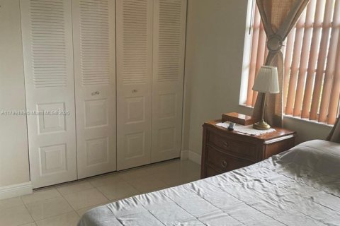 Copropriété à vendre à Margate, Floride: 2 chambres, 92.9 m2 № 1715424 - photo 16
