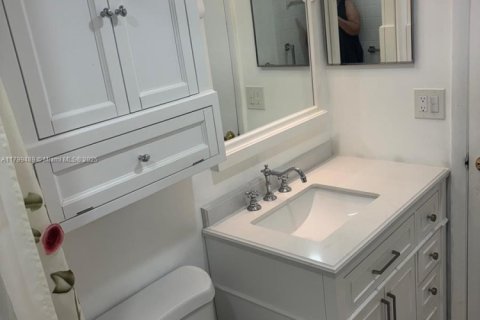 Copropriété à vendre à Margate, Floride: 2 chambres, 92.9 m2 № 1715424 - photo 25