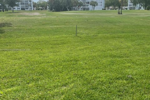 Copropriété à vendre à Margate, Floride: 2 chambres, 92.9 m2 № 1715424 - photo 19