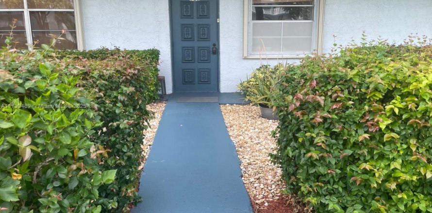 Condo à Margate, Floride, 2 chambres № 1715424