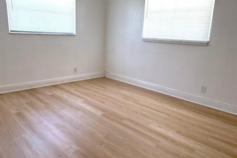 Appartement à louer à Lauderdale Lakes, Floride: 2 chambres, 65.03 m2 № 2259964 - photo 9