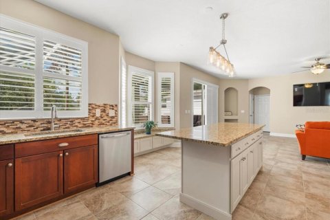 Casa en venta en Spring Hill, Florida, 4 dormitorios, 237.55 m2 № 1899789 - foto 20