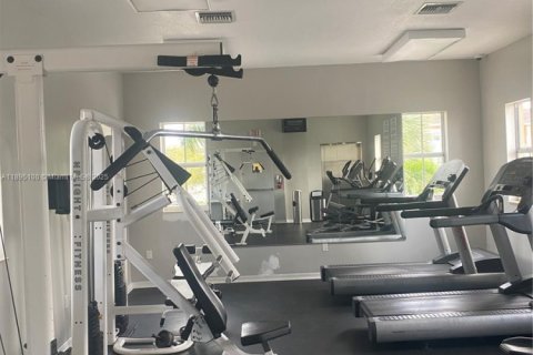 Copropriété à louer à Doral, Floride: 3 chambres, 119.29 m2 № 1947520 - photo 5