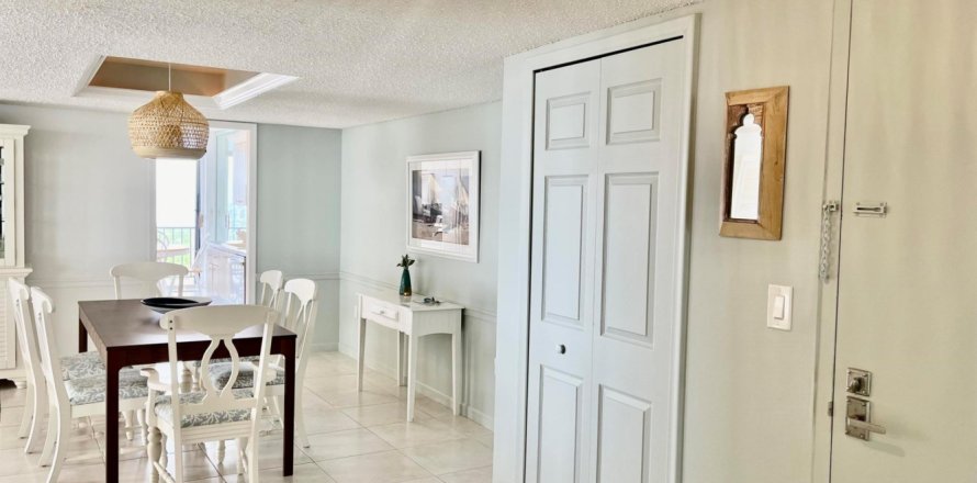 Condo à Riviera Beach, Floride, 2 chambres № 918519
