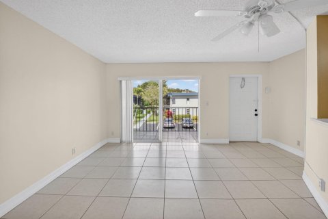 Copropriété à vendre à Delray Beach, Floride: 2 chambres, 79.15 m2 № 2147321 - photo 9
