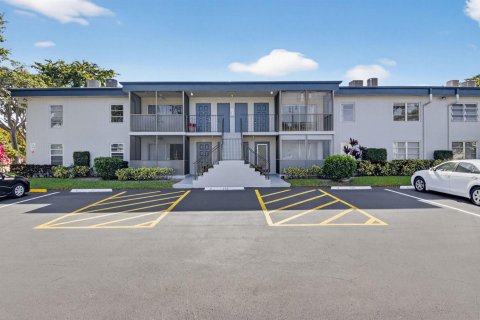 Condominio en Delray Beach, Florida, 2 dormitorios № 2147321