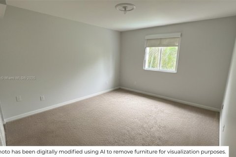 House in Miami, Florida 4 bedrooms, 236.62 sq.m. № 1967616 - photo 10