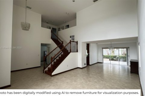 House in Miami, Florida 4 bedrooms, 236.62 sq.m. № 1967616 - photo 2