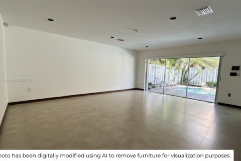 House in Miami, Florida 4 bedrooms, 236.62 sq.m. № 1967616 - photo 11