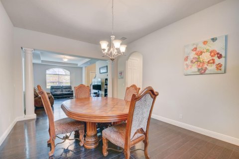 Casa en venta en Royal Palm Beach, Florida, 6 dormitorios, 399.76 m2 № 2245273 - foto 9