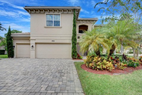 Casa en venta en Royal Palm Beach, Florida, 6 dormitorios, 399.76 m2 № 2245273 - foto 2