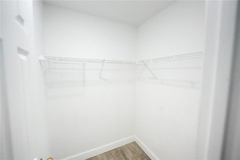 House in Orlando, Florida 6 bedrooms, 321.72 sq.m. № 1802926 - photo 21
