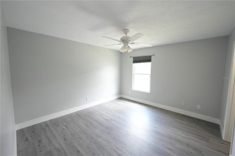 House in Orlando, Florida 6 bedrooms, 321.72 sq.m. № 1802926 - photo 30