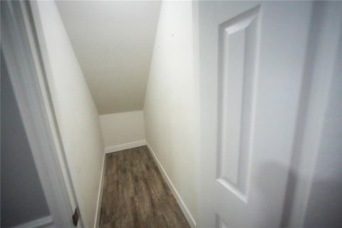 House in Orlando, Florida 6 bedrooms, 321.72 sq.m. № 1802926 - photo 23