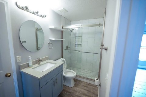 House in Orlando, Florida 6 bedrooms, 321.72 sq.m. № 1802926 - photo 22