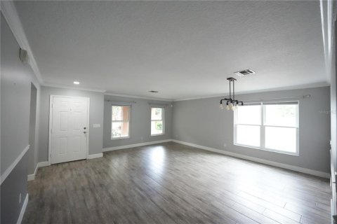 House in Orlando, Florida 6 bedrooms, 321.72 sq.m. № 1802926 - photo 12
