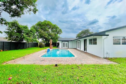 Villa ou maison à vendre à Fort Lauderdale, Floride: 4 chambres, 196.95 m2 № 2087345 - photo 30