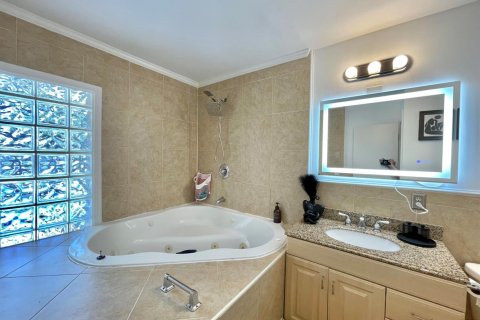 Villa ou maison à vendre à Fort Lauderdale, Floride: 4 chambres, 196.95 m2 № 2087345 - photo 25