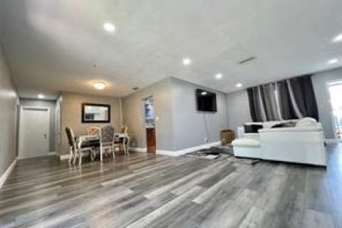 Villa ou maison à vendre à Fort Lauderdale, Floride: 4 chambres, 196.95 m2 № 2087345 - photo 5