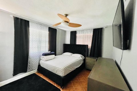 Villa ou maison à vendre à Fort Lauderdale, Floride: 4 chambres, 196.95 m2 № 2087345 - photo 21