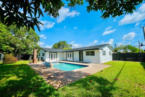 Villa ou maison à Fort Lauderdale, Floride 4 chambres, 196.95 m2 № 2087345