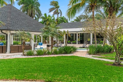 Villa ou maison à vendre à Miami, Floride: 5 chambres, 371.24 m2 № 2086056 - photo 5