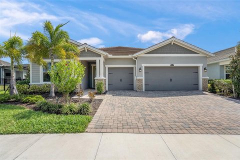 House in Sarasota, Florida 3 bedrooms, 231.23 sq.m. № 2096993