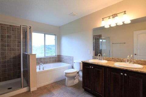 Casa en alquiler en Apopka, Florida, 4 dormitorios, 307.79 m2 № 1837810 - foto 25