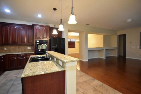 Casa en alquiler en Apopka, Florida, 4 dormitorios, 307.79 m2 № 1837810 - foto 11