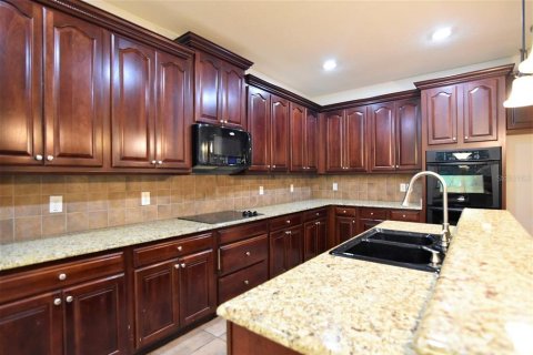 Casa en alquiler en Apopka, Florida, 4 dormitorios, 307.79 m2 № 1837810 - foto 13