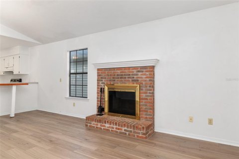 House in Gainesville, Florida 3 bedrooms, 108.88 sq.m. № 1785123 - photo 11