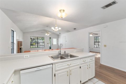 House in Gainesville, Florida 3 bedrooms, 108.88 sq.m. № 1785123 - photo 22