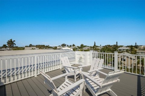 Casa en venta en Holmes Beach, Florida, 4 dormitorios, 304.16 m2 № 2238205 - foto 10