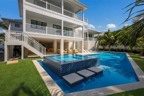 Casa en venta en Holmes Beach, Florida, 4 dormitorios, 304.16 m2 № 2238205 - foto 3