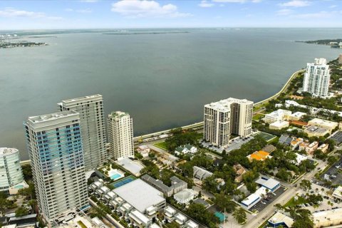 Condo in Tampa, Florida, 3 bedrooms  № 1868832 - photo 2