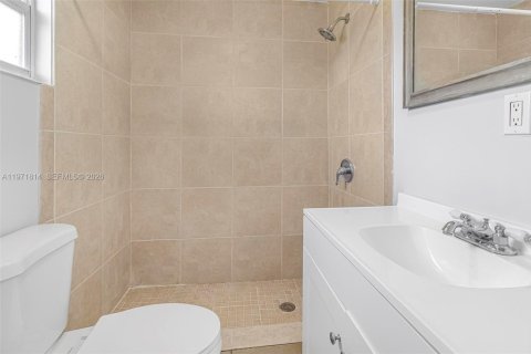 House in Homestead, Florida 5 bedrooms, 102.19 sq.m. № 2038575 - photo 19